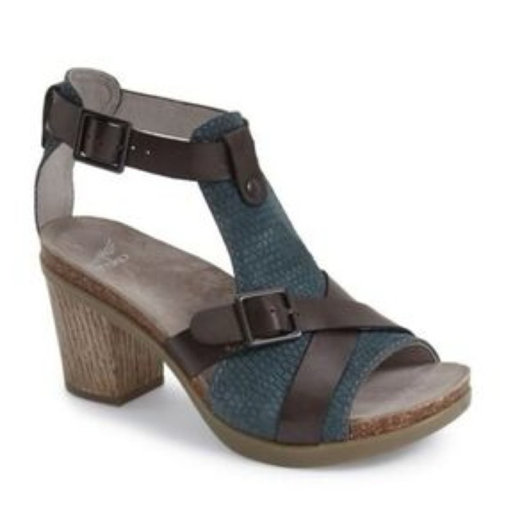 Dansko Women’s Dominique Block Heel Comfort Sandals Size 39 8.5-9